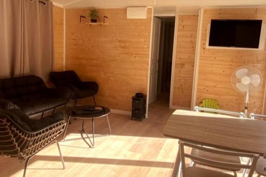 Mobil Home De Patricia Et Franck A Sigean Buitenkant foto